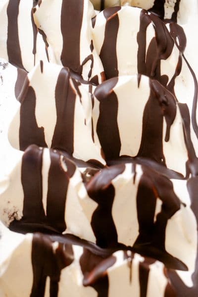 Gelato artesanal sabor flocos Stracciatella da Nonno Francesco